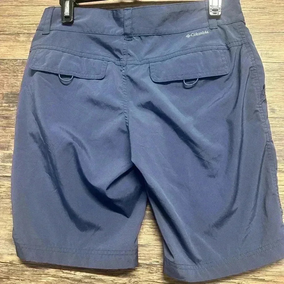 Columbia Muted Blue-Gray Bermudas - Picture 2 of 4